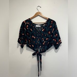 Stillwater Leopard Print Tie-back V neck Top